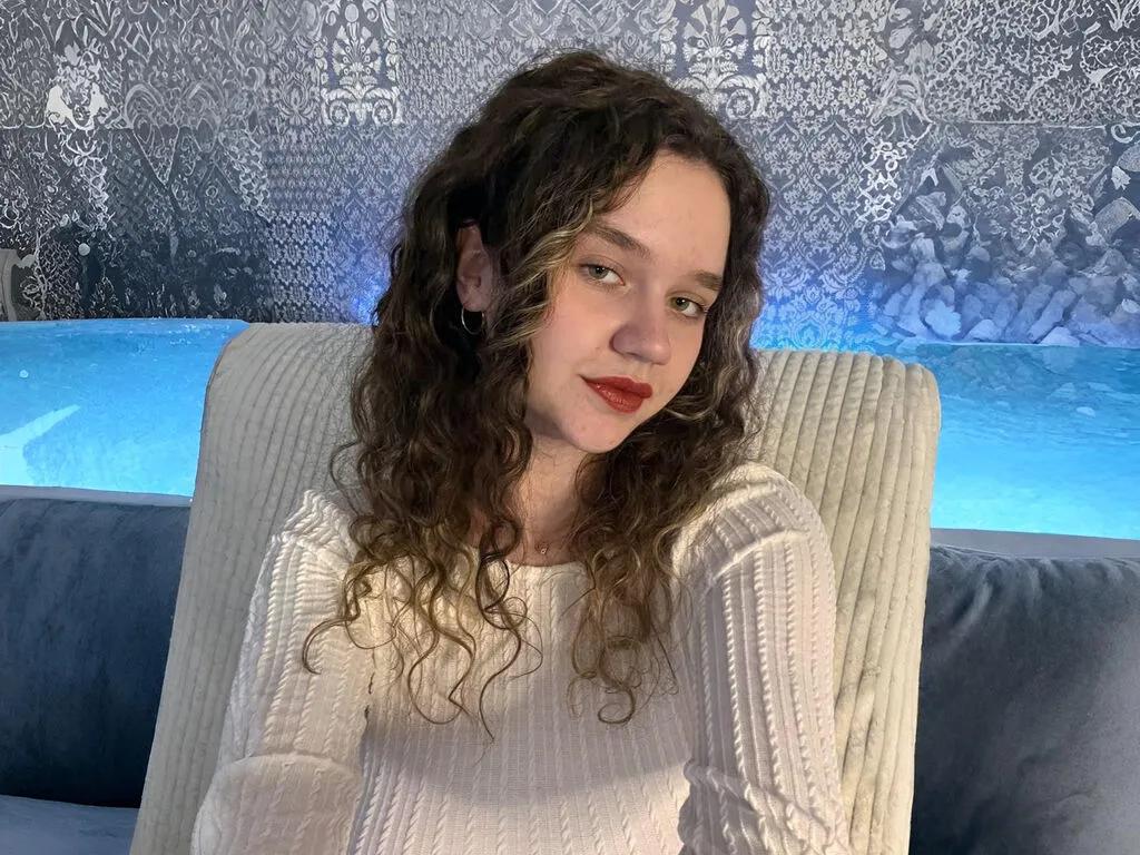 ElliaWesty on LiveJasmin