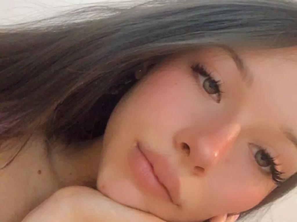 HannahMartinez on LiveJasmin