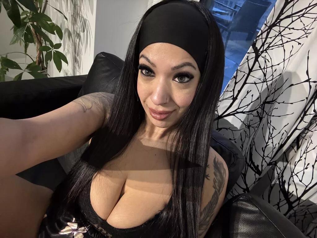 KarandeepSingh on LiveJasmin 