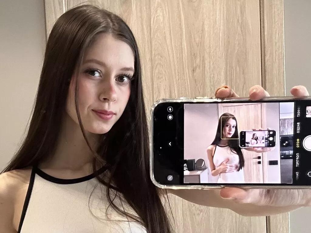 MelissaMelis on LiveJasmin