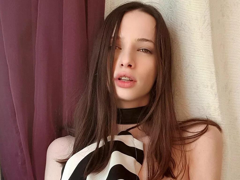 MillaMoore on LiveJasmin