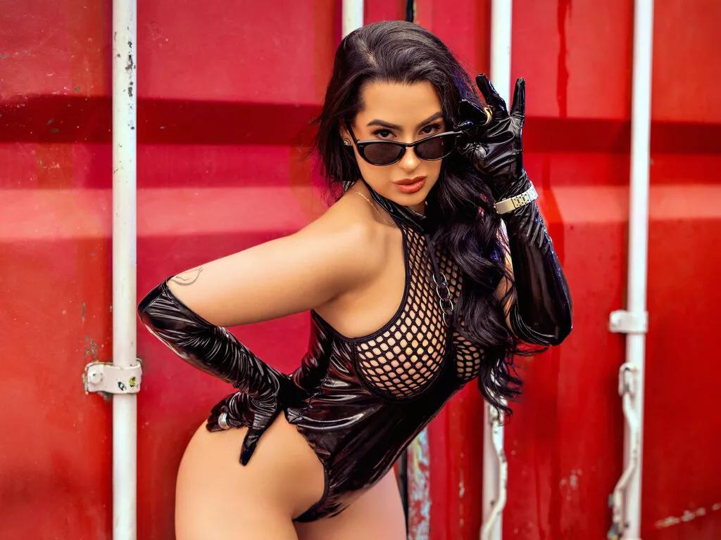 NiaSalvatore on LiveJasmin 