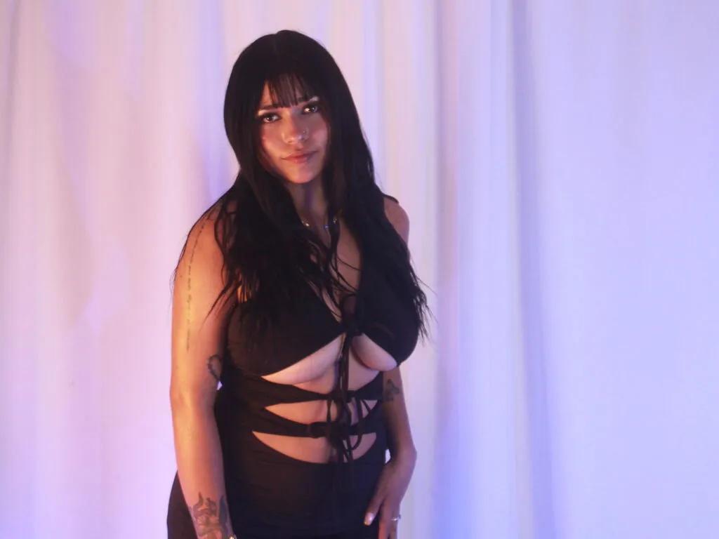 NoirCanela on LiveJasmin