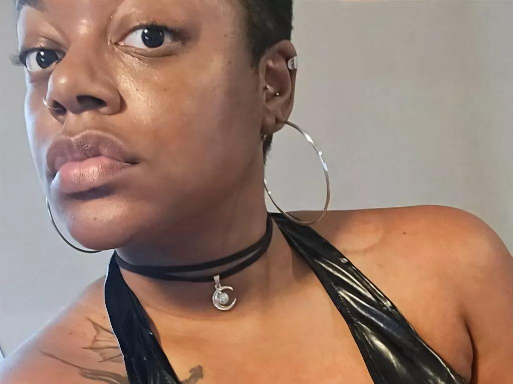 OnyxDahlia on LiveJasmin 
