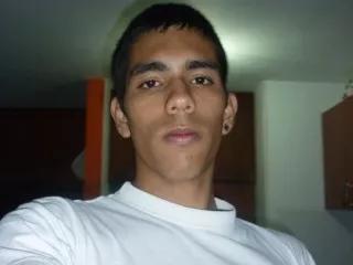 AlejandroCardenas on Streamate 