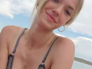 Group Alyonaqueenn on Streamate