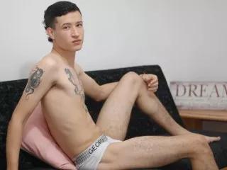 Maxi_milan21 on Streamate 