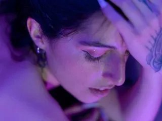 Offline MiaVelasquezz on Streamate