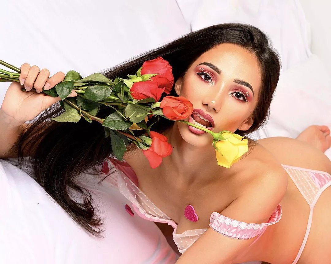 Offline SarahThomson on Streamate