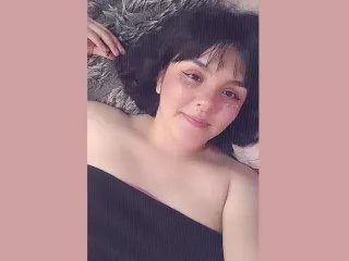Offline SofiaCoolle on Streamate