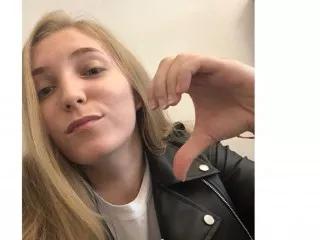 VioletBates on Streamate 