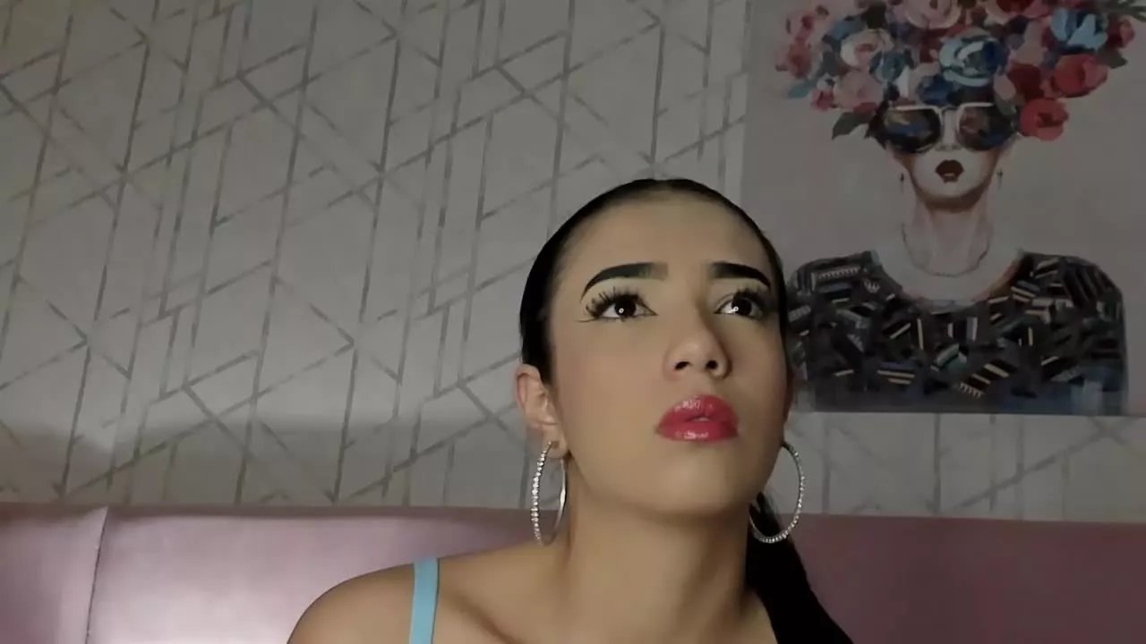 Offline AlexaaRosse on Streamray