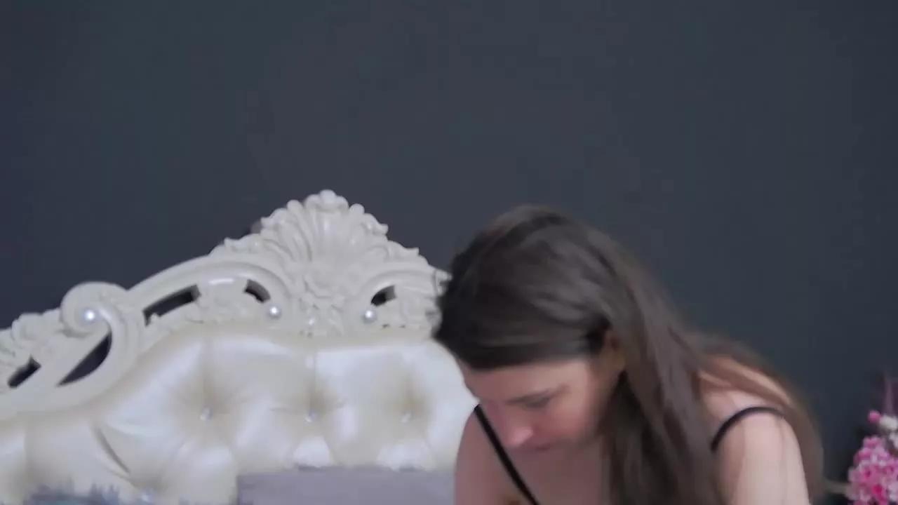 AmberFoxiee on Streamray 