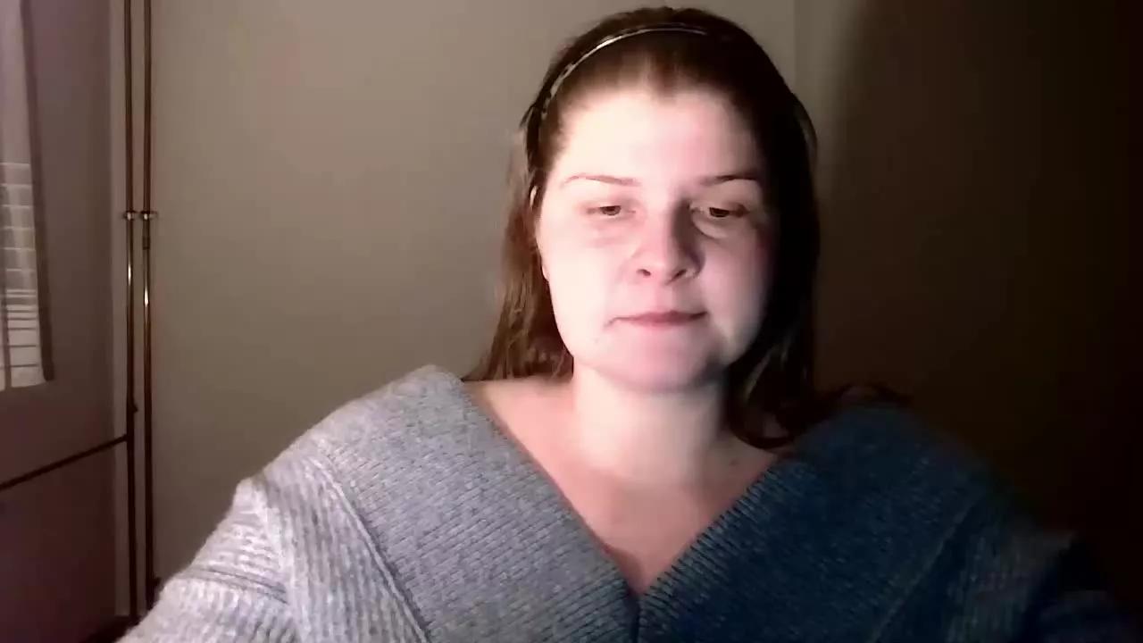 CarolineHeart on Streamray 