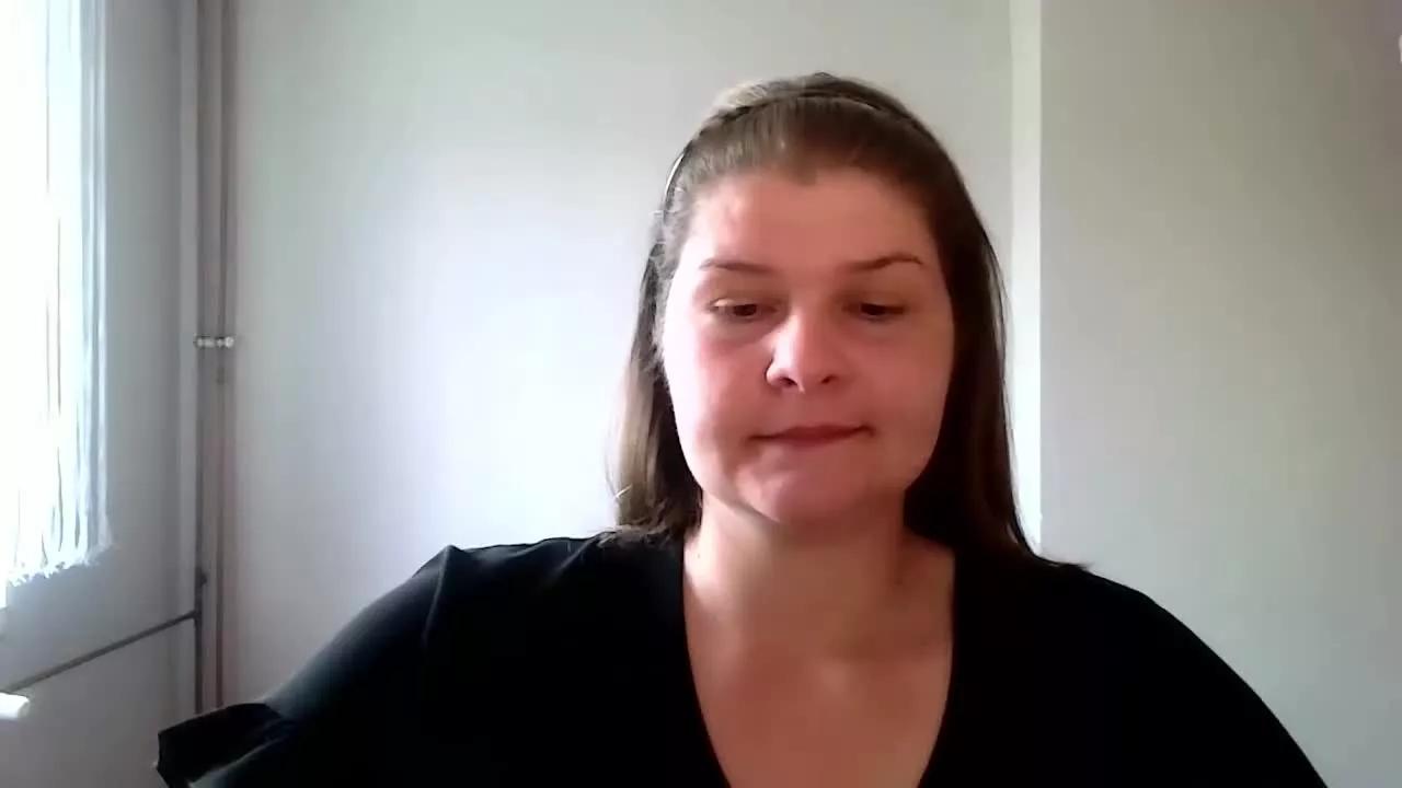 CarolineHeart on Streamray 