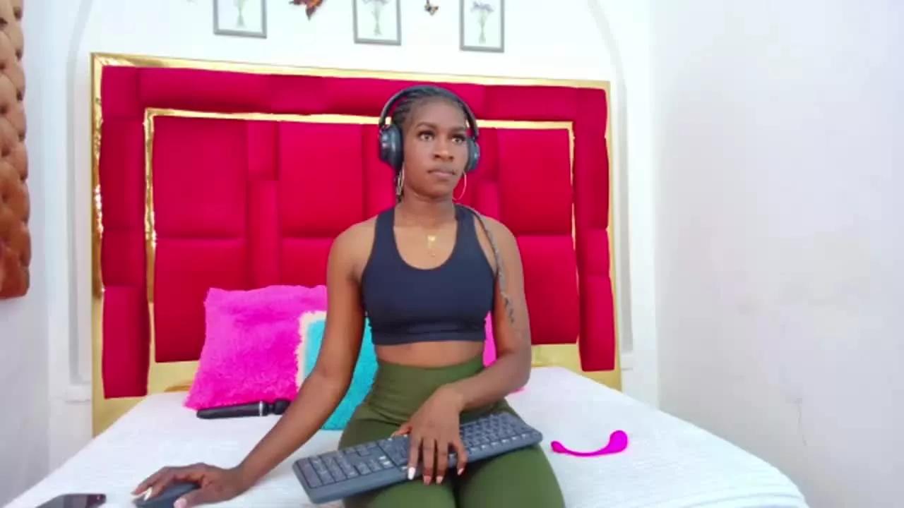 CoralHarrinson on Streamray 