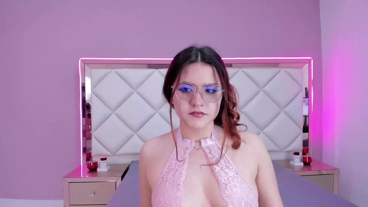 DahpneRouse on Streamray 