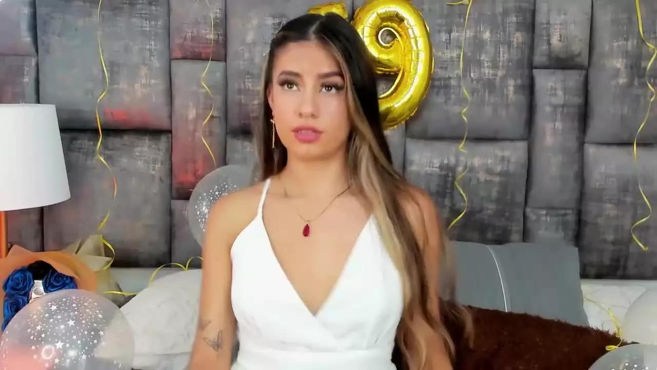 JulietRiver on Streamray 