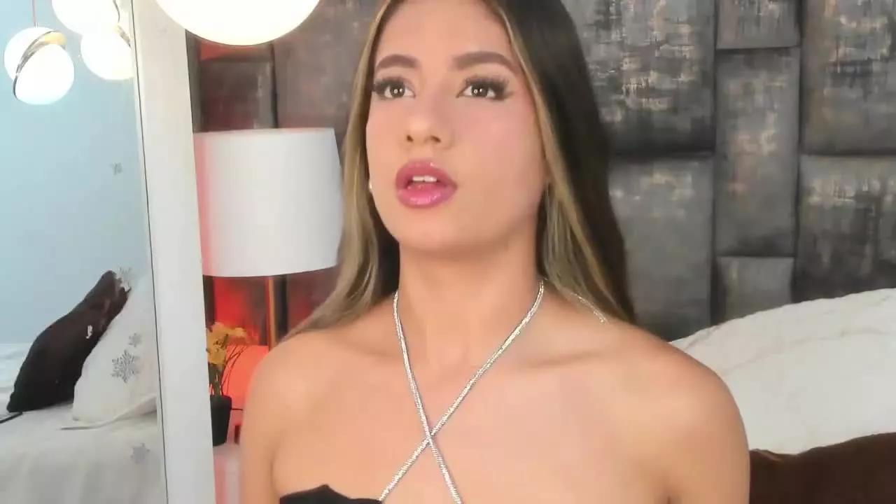 JulietRiver on Streamray 