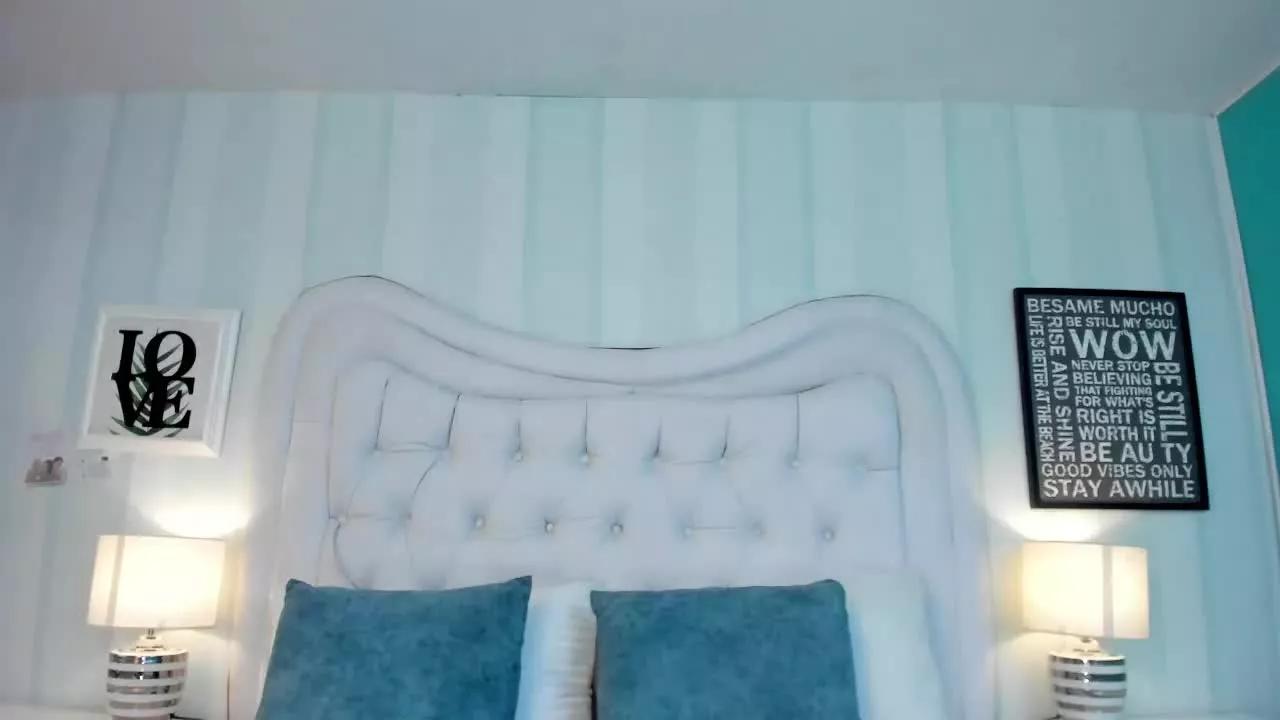 KendallStonee on Streamray 