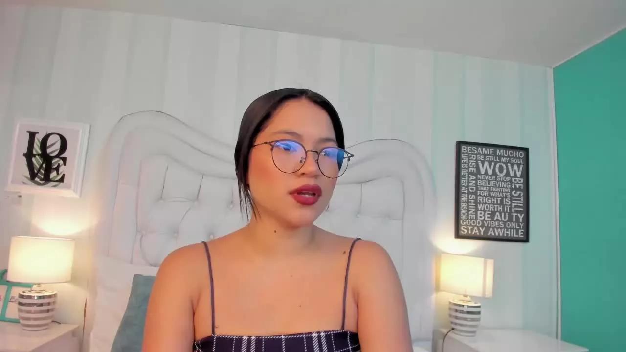KendallStonee on Streamray 