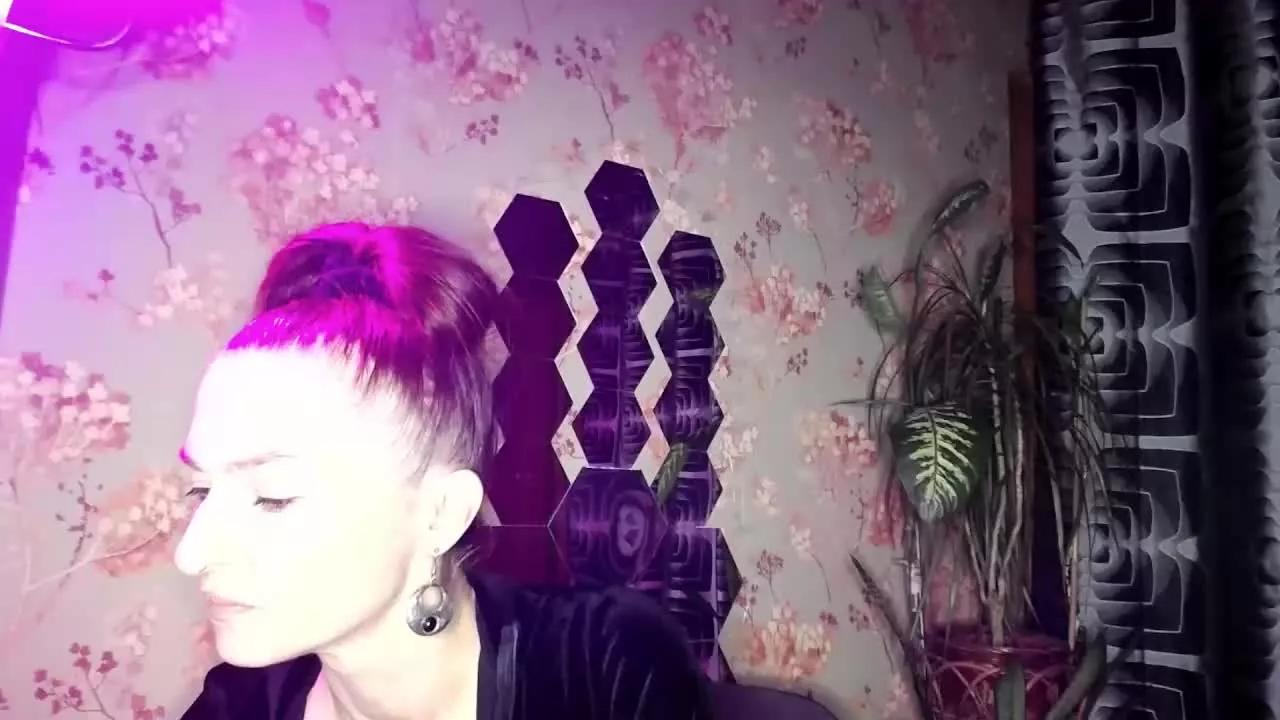 KristinAmazing on Streamray 