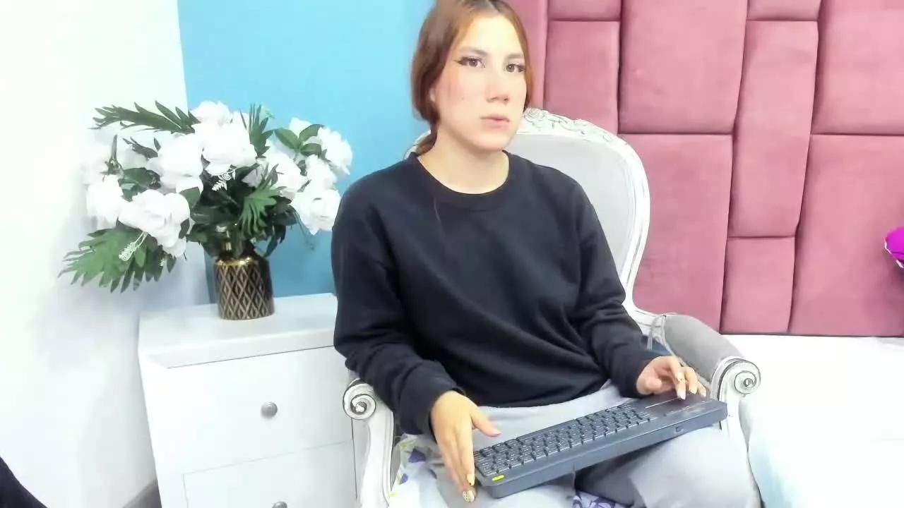 LeidyCooper on Streamray 