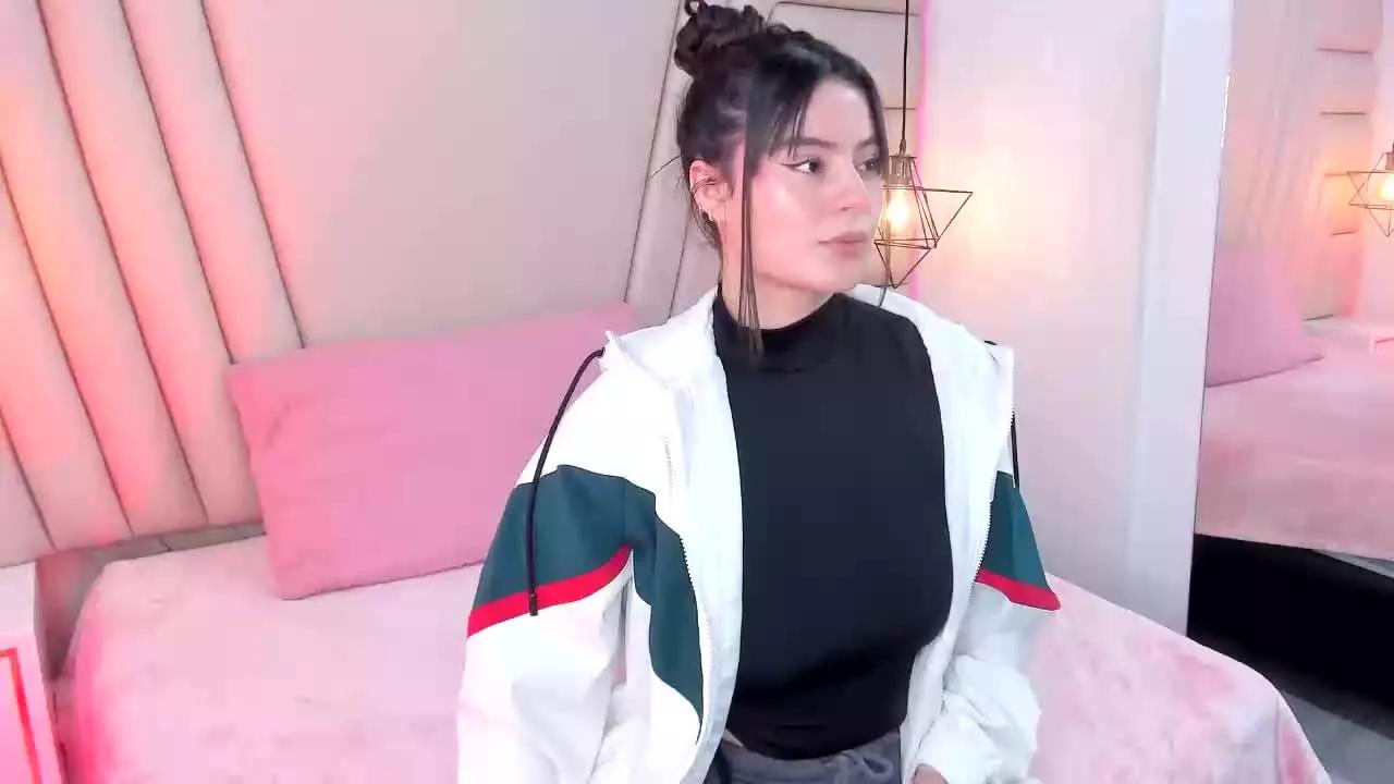 MonserrattMiller on Streamray 