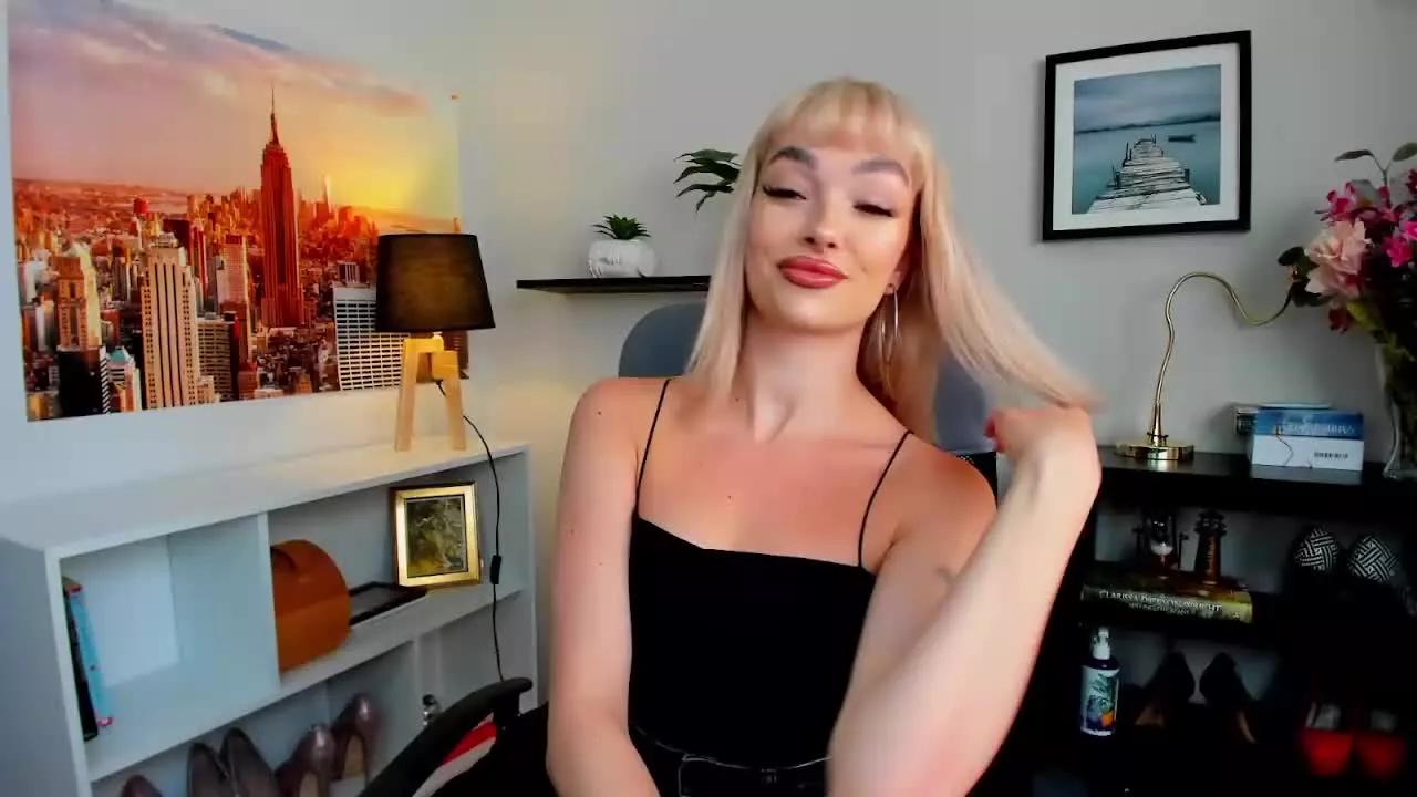 PollyDesire on Streamray 