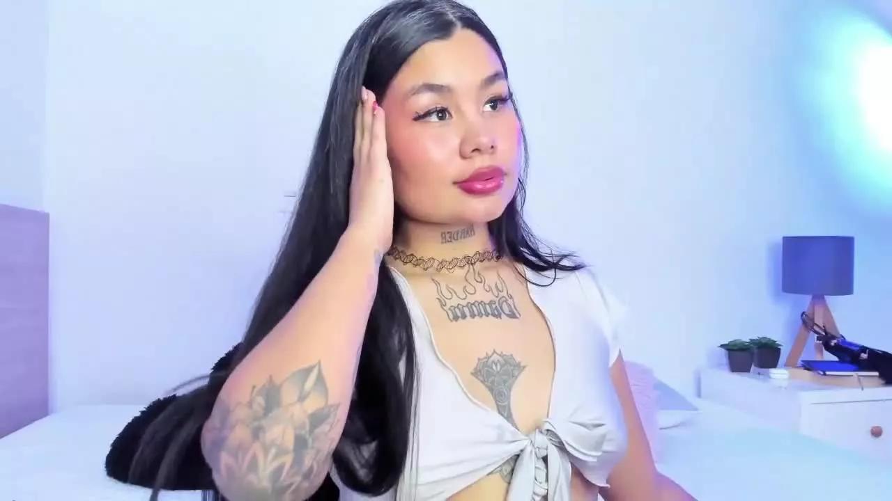 SaraWalker on Streamray 
