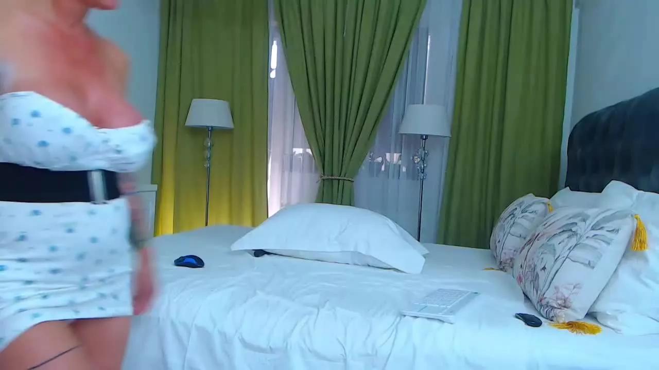 tiffany126 on Streamray 