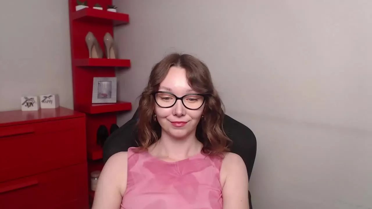 Offline ZOEcute on Streamray