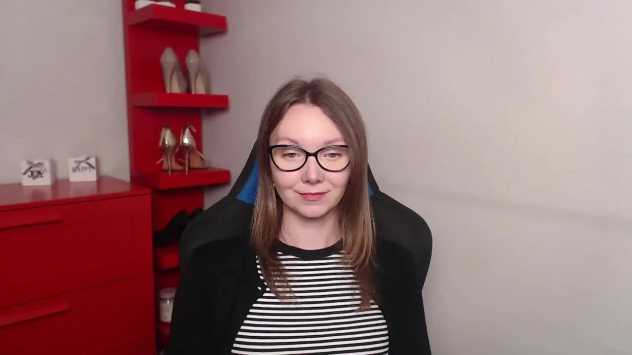 Offline ZOEcute on Streamray