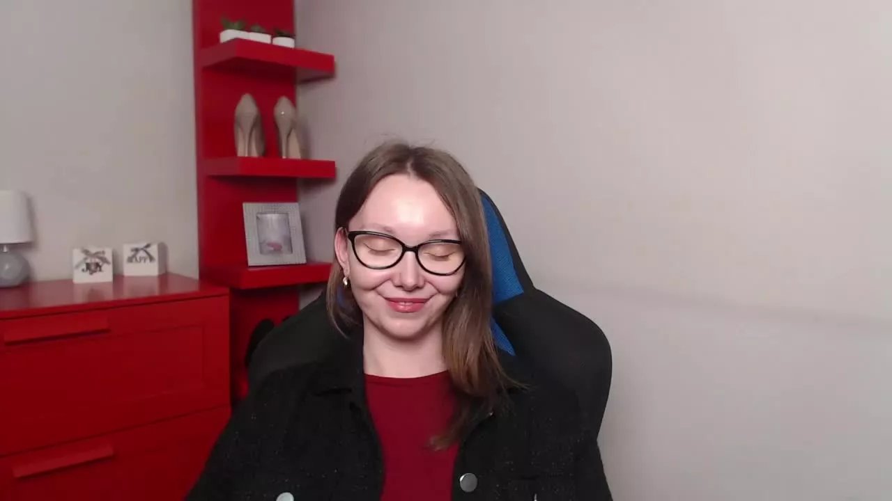 Offline ZOEcute on Streamray