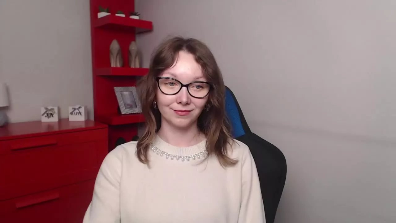 Offline ZOEcute on Streamray