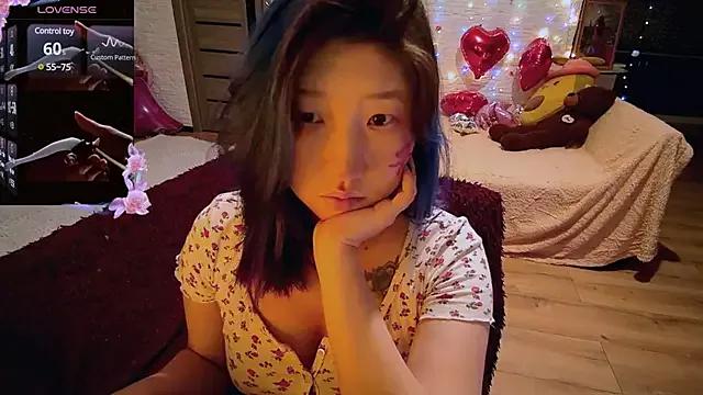 Akemilun on StripChat