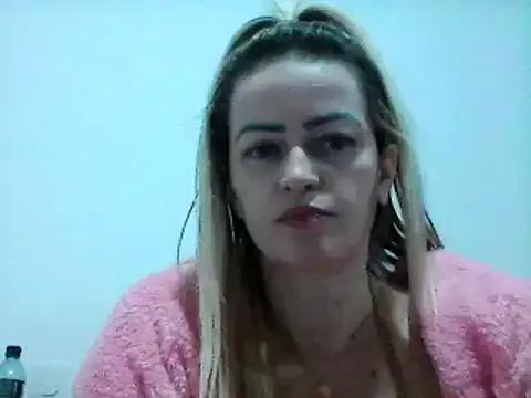 Freechat Alerquinasc on StripChat