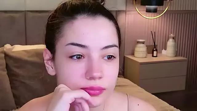 Alice_Deleon on StripChat 