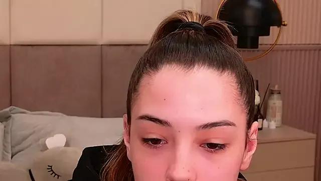 Alice_Deleon on StripChat 