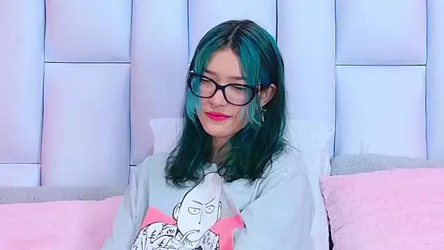 AlliciaKim on StripChat