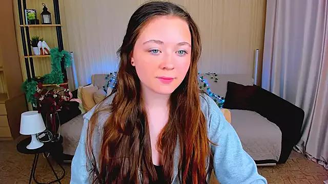 AlluringLookk on StripChat