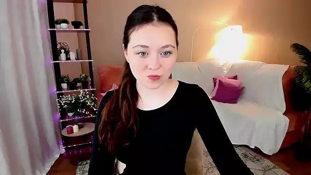 AlluringLookk on StripChat