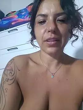 allyson22andy on StripChat