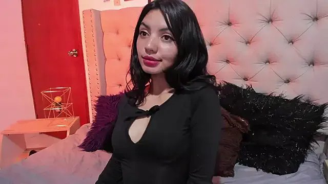 Amara_Cendella on StripChat