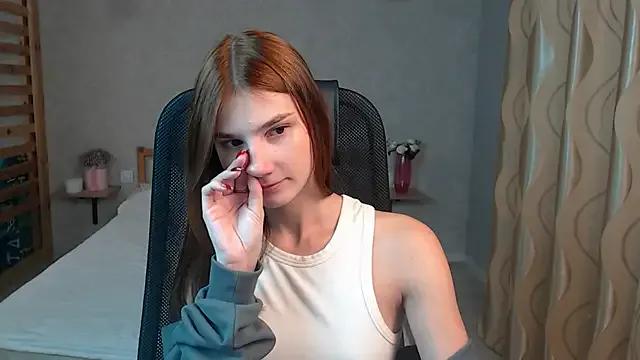 AnaHoney on StripChat