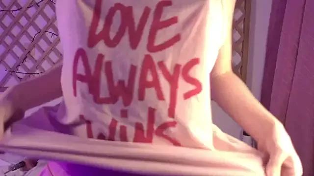 anietorres on StripChat