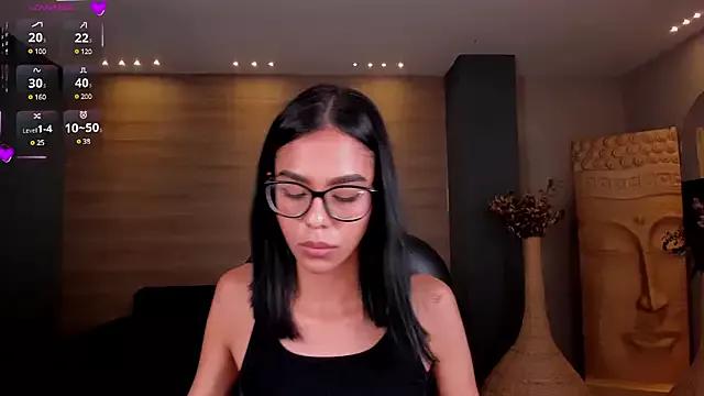 AprilStone_ on StripChat 