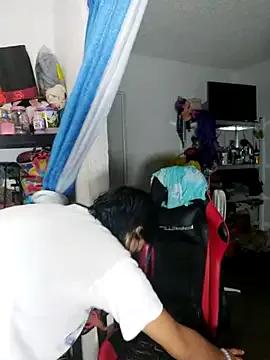 Freechat azulzulix on StripChat