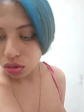 Freechat azulzulix on StripChat