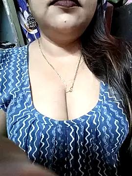 Beautyy38 on StripChat